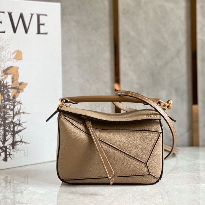l*ew* handle bags